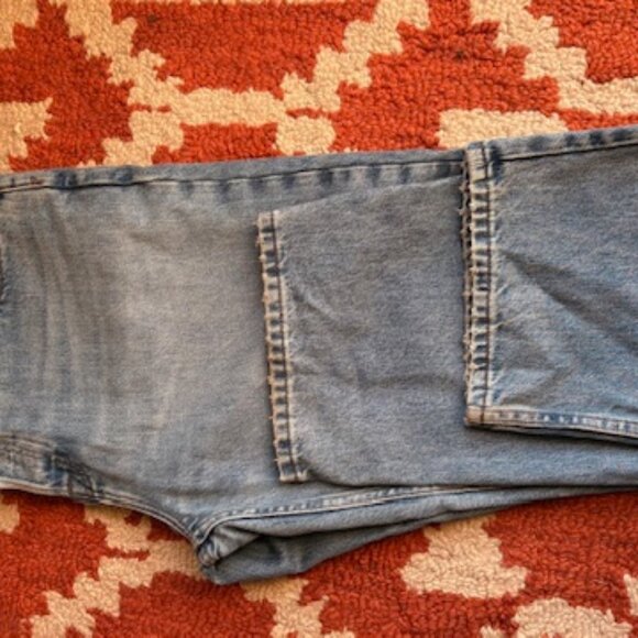 FRAME The Slouchy Straight Jeans – Divine Wash – Size 30 - Picture 6 of 7